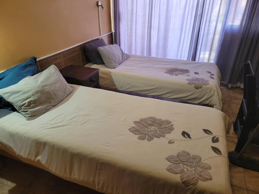 Skippers Backpackers Cc Walvis Bay Exterior photo